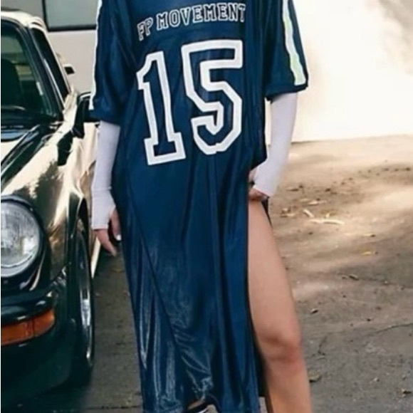 NWOT- FP Movement Navy Blue Jersey Top - Picture 4 of 8